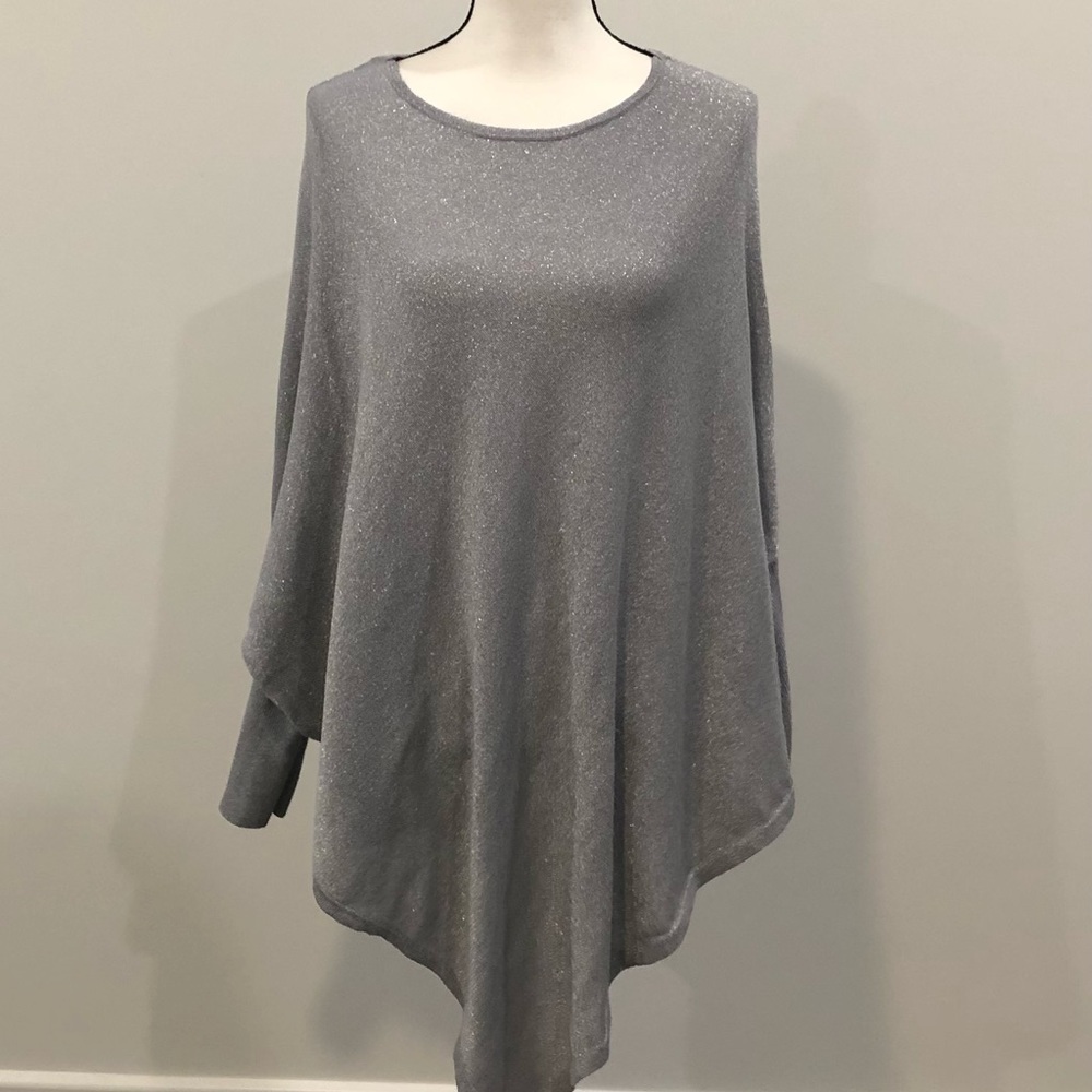 Peter Nygard Poncho Style Top